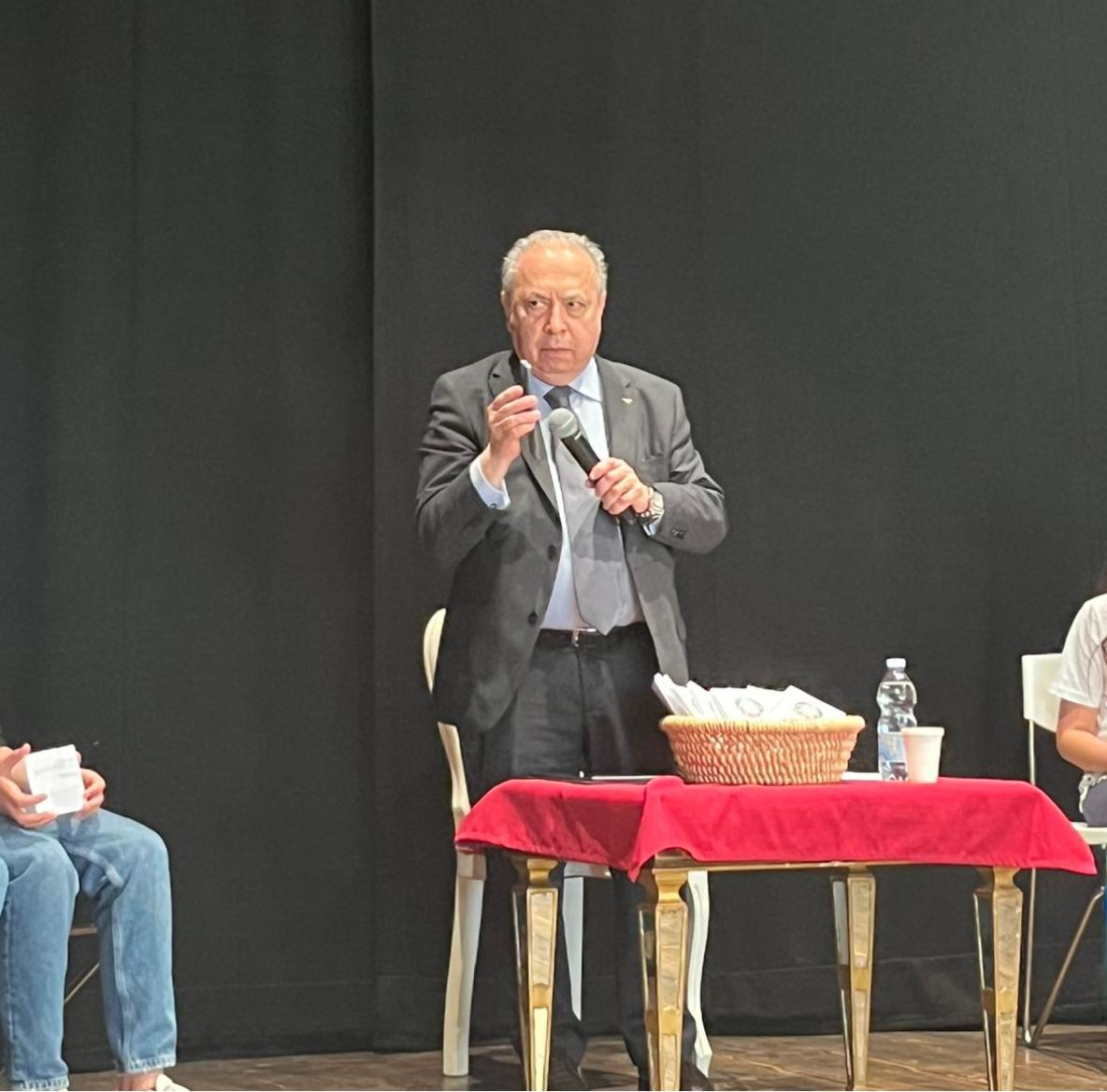 2 GIUGNO. SBRIGLIA (GARANTE): DAI BAMBINI SPERANZA PER L